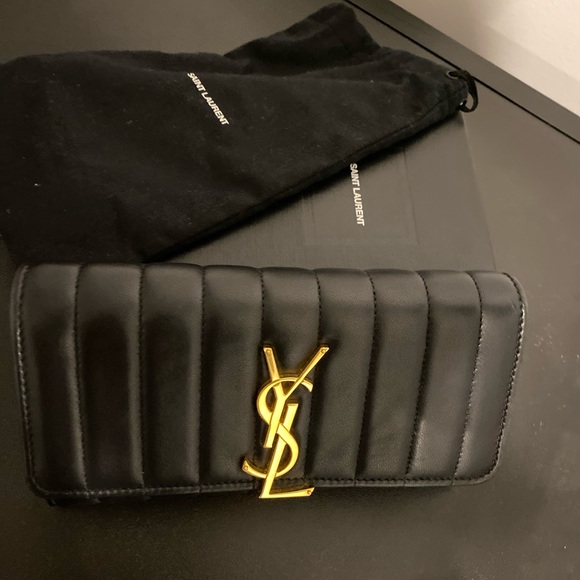 Yves Saint Laurent Vicky Quilted Large Wallet - Picture 15 of 15